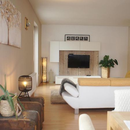 Apartment 66 - Stylisches Apartment Mit Balkon & Toplage In Brixen Luaran gambar
