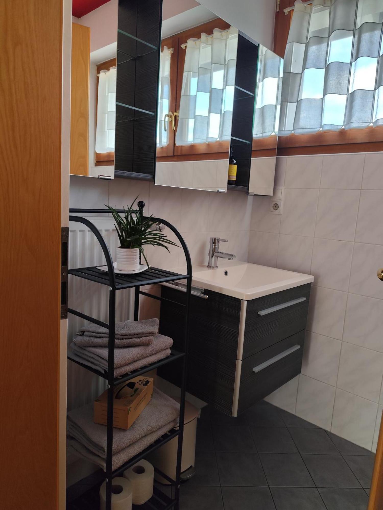 Apartment 66 - Stylisches Apartment Mit Balkon & Toplage In Brixen Luaran gambar